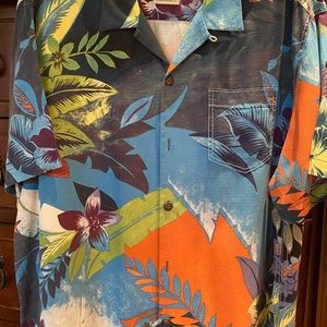 Tommy Bahama Mens XXL button down camp shirt